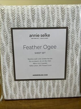 Annie Selke Feather Ogee Sheet Set — Gray
